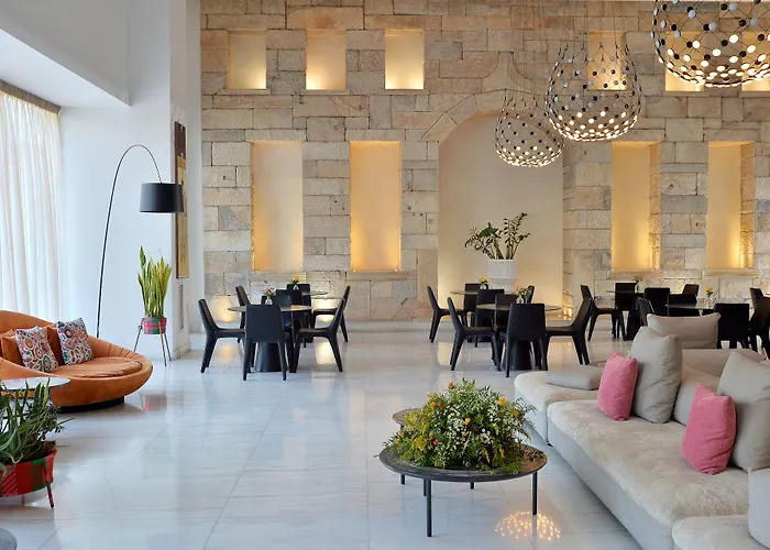Athenaeum Grand Hotel